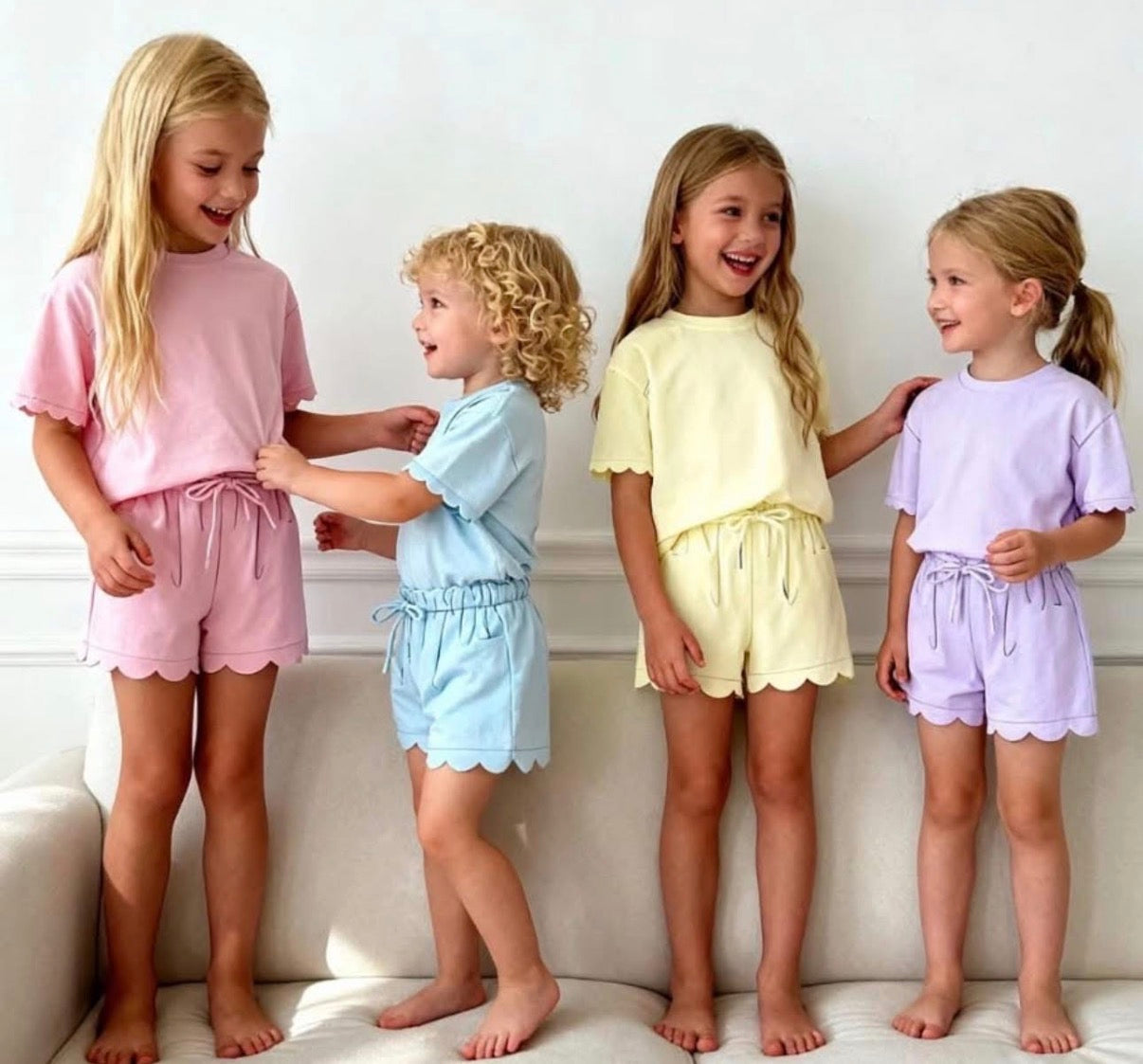 Short Sleeve Scallop Sets